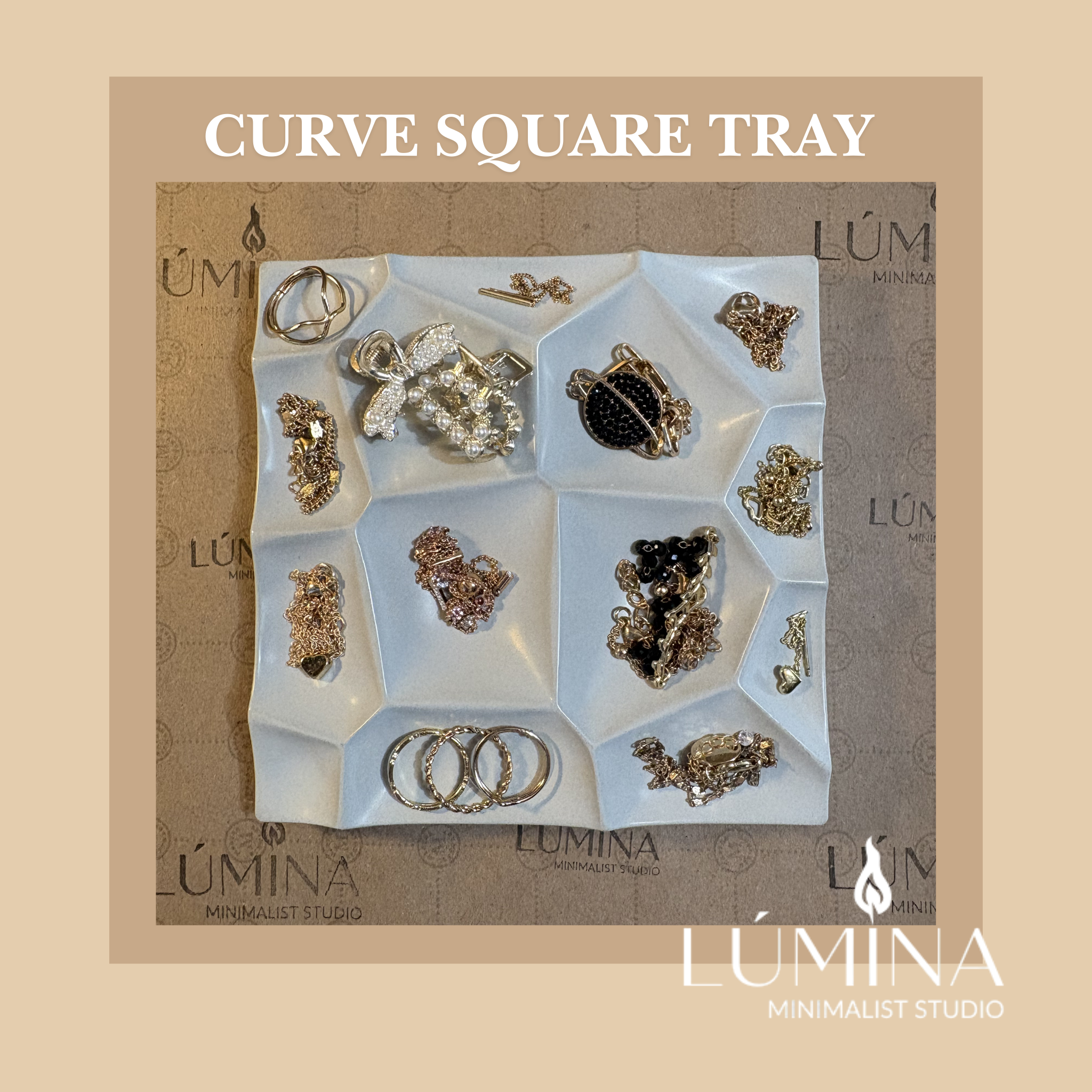 CURVE SQUARE TRAY