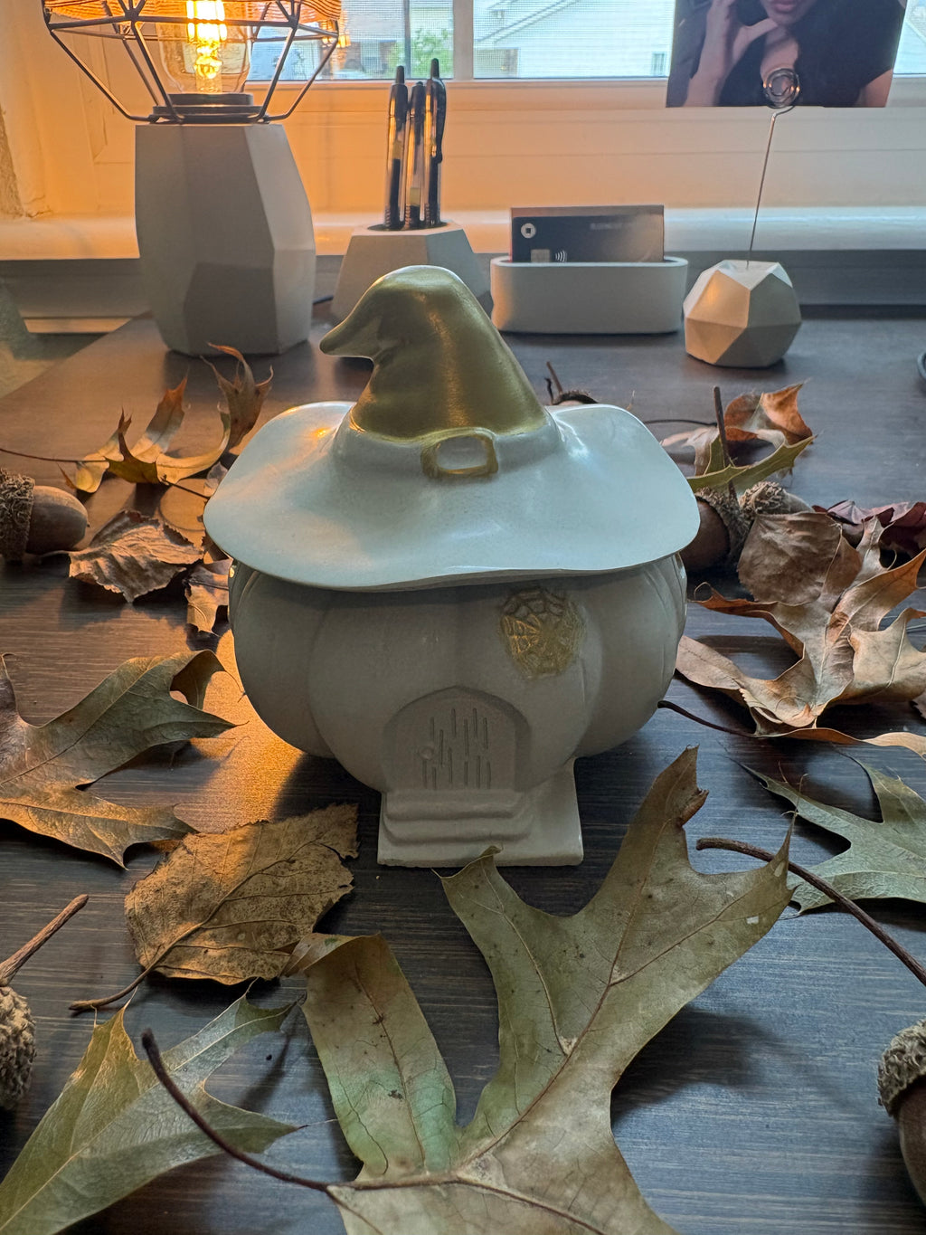 HARVEST WITCH